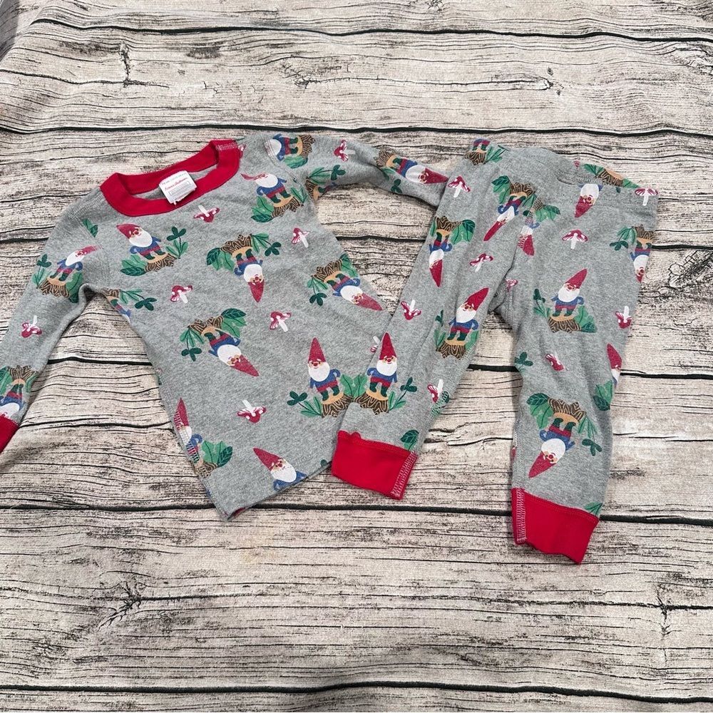 Hanna Andersson Organic Gray Gnome Print Pajama Set Unisex size 12-18 Months